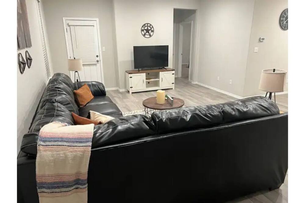 Photo of Livingroom in Wetmore