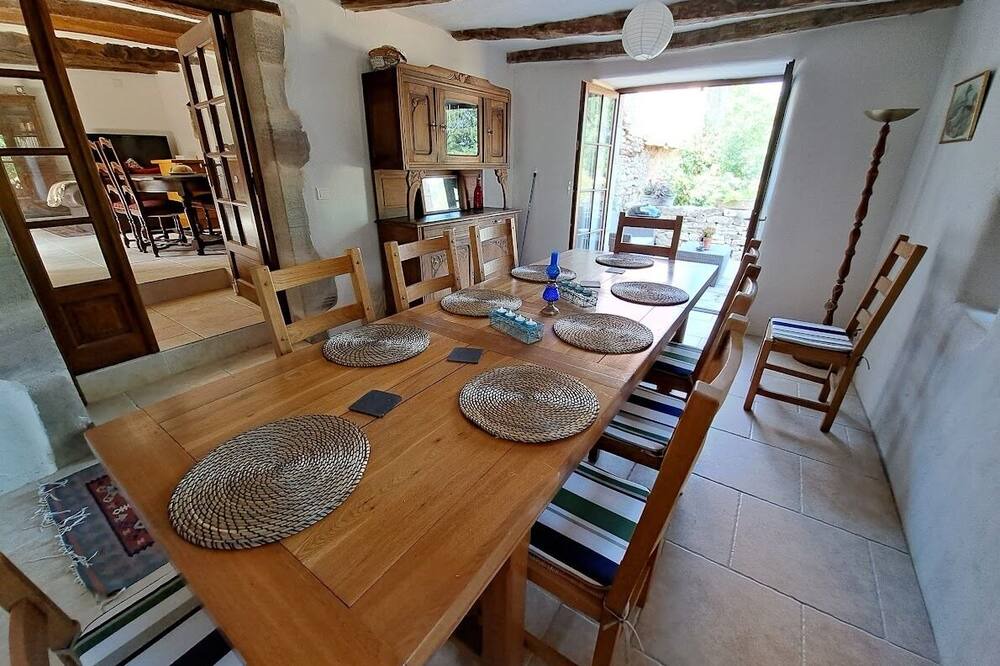 Photo of Kitchen in Villeneuve d'Aveyron