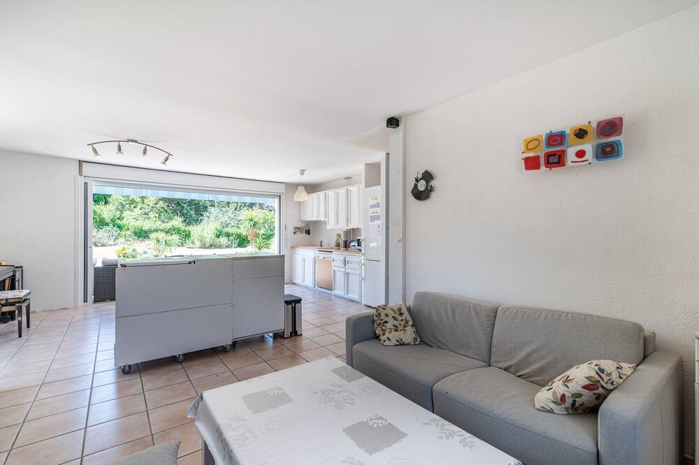 Photo of Livingroom in Sainte-Foy-d'Aigrefeuille