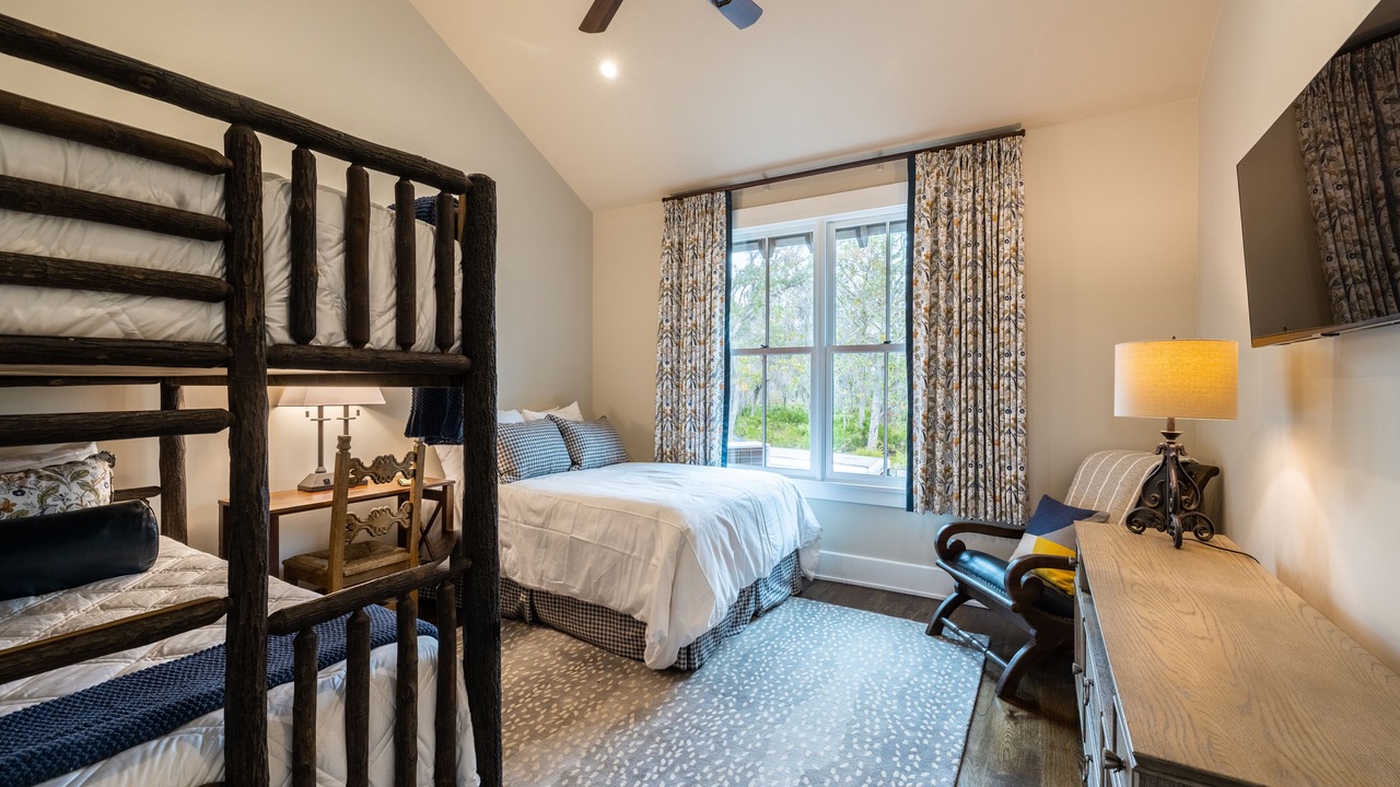 Photo of Bedroom in Waverly