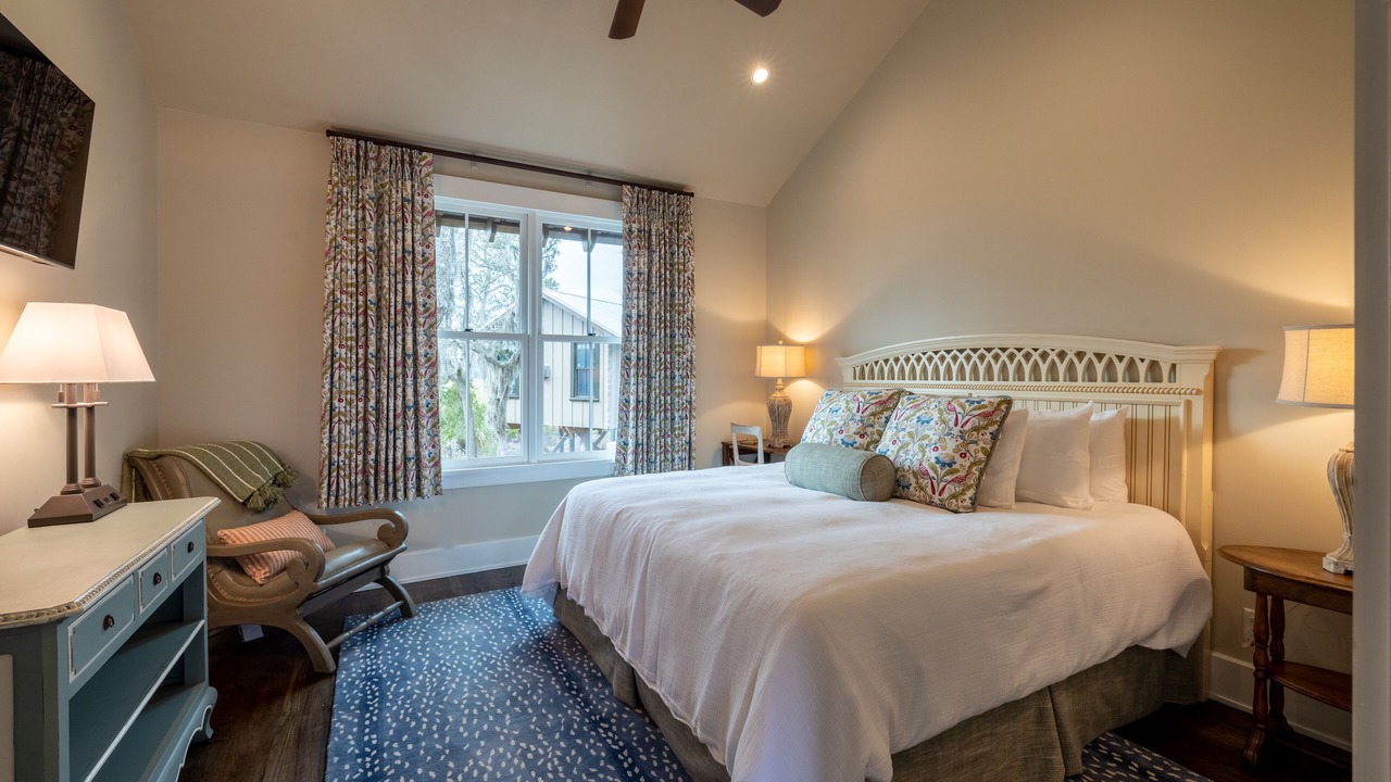 Photo of Bedroom in Waverly