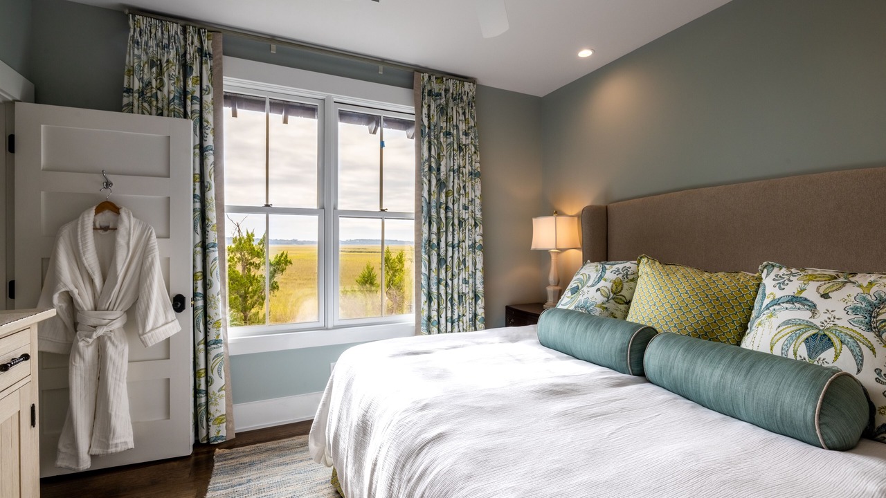 Photo of Bedroom in Waverly