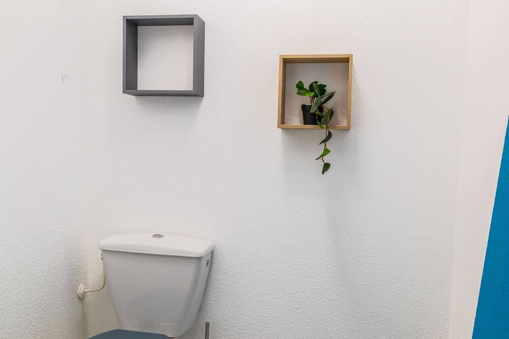 Photo of Bathroom in Colomiers