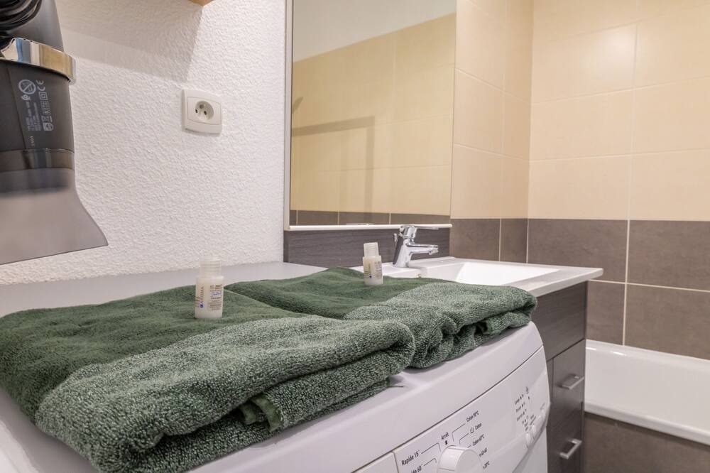 Photo of Bathroom in Colomiers