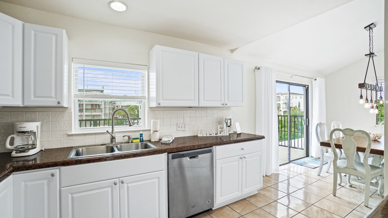 Photo of Kitchen in Holiday Isle