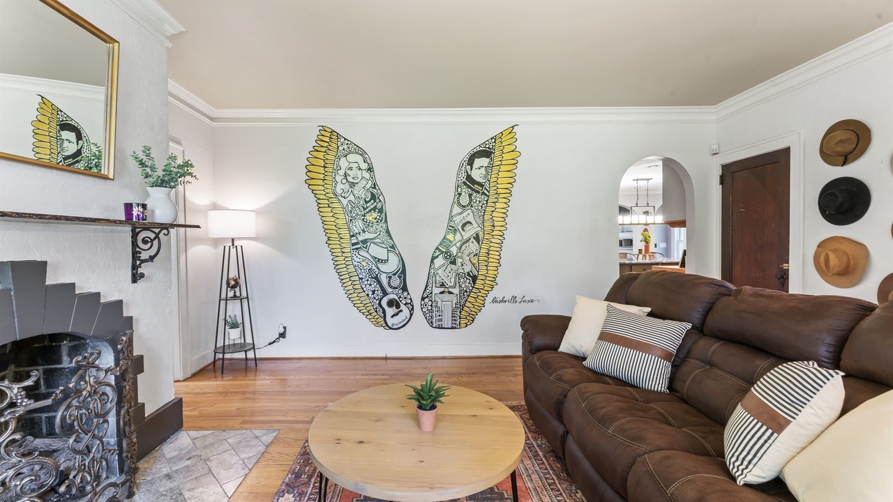 Photo of Livingroom in Green Hills