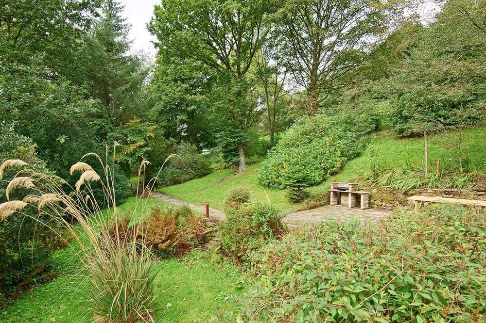 Photo of Outdoor in Saddleworth