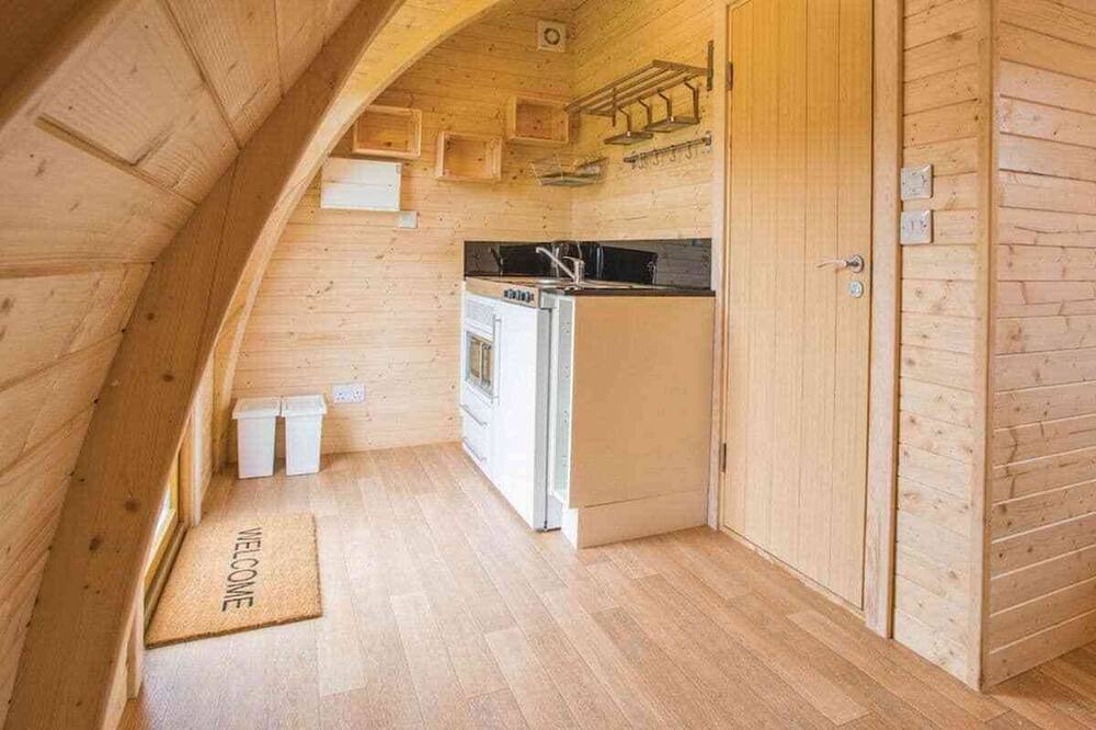 Photo of Others in Saddleworth