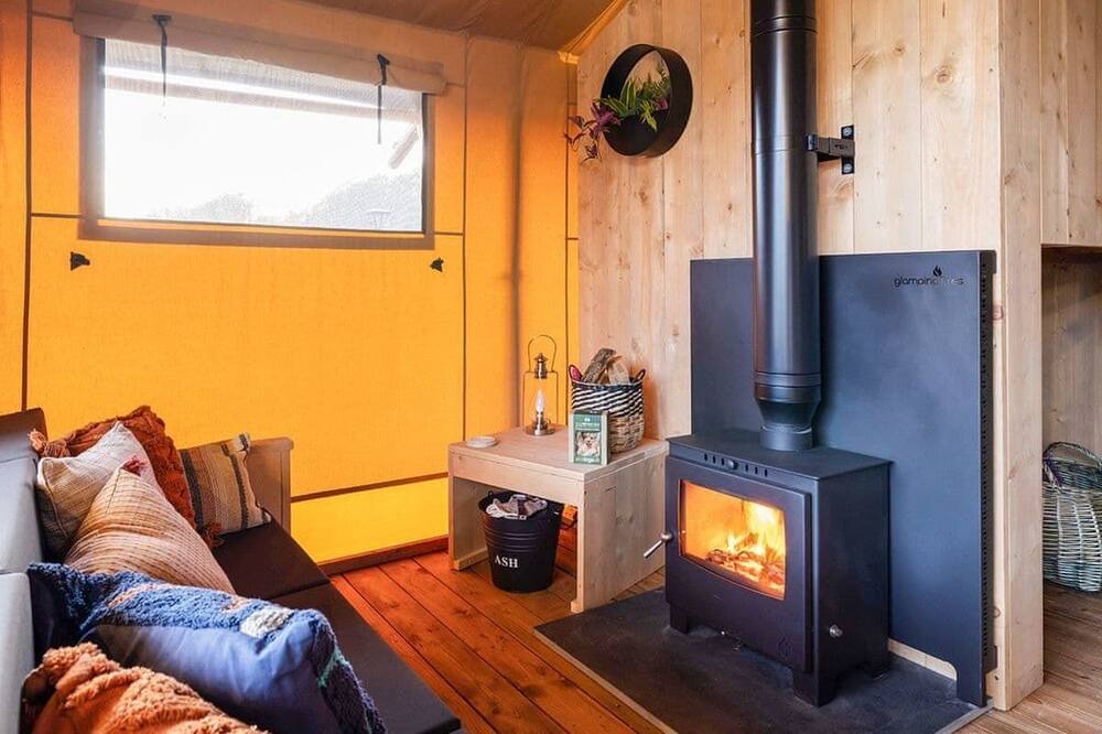 Photo of Others in Saddleworth