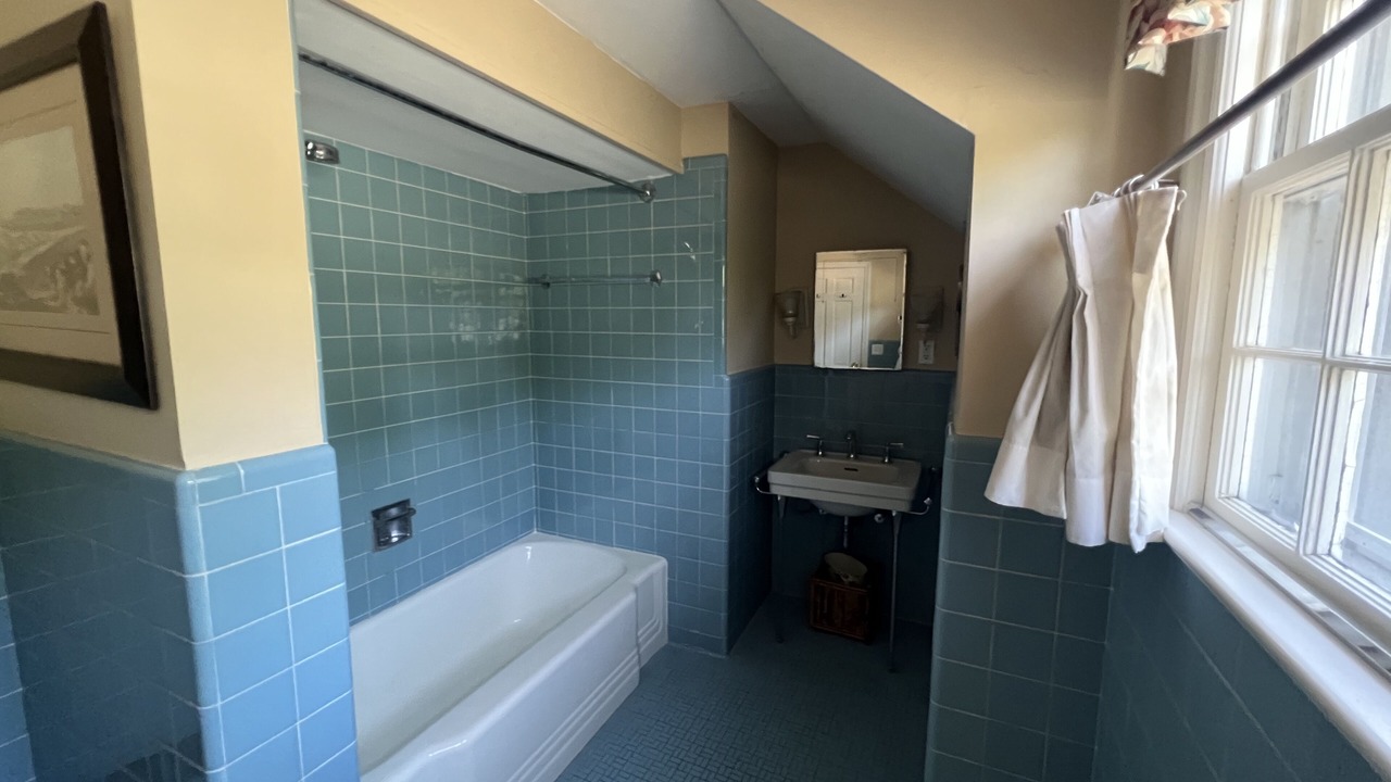 Photo of Others in Elmwood Park