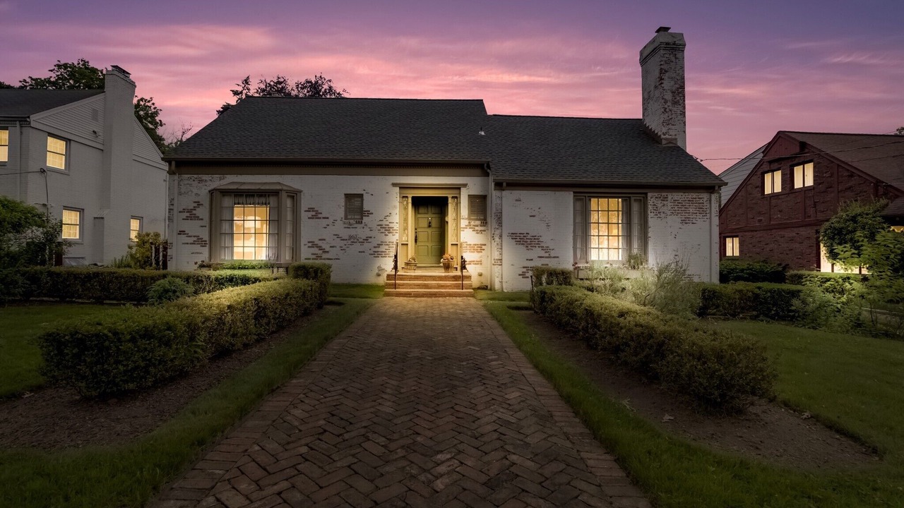 Photo of Outdoor in Elmwood Park