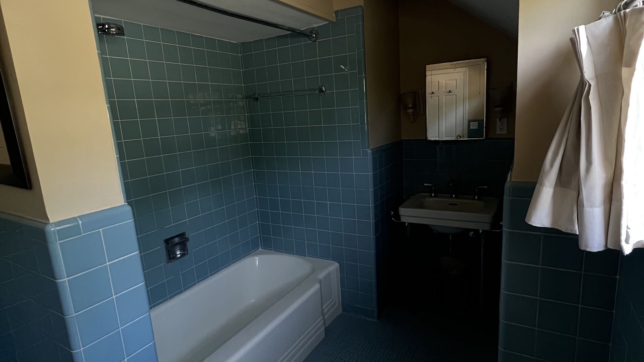 Photo of Others in Elmwood Park