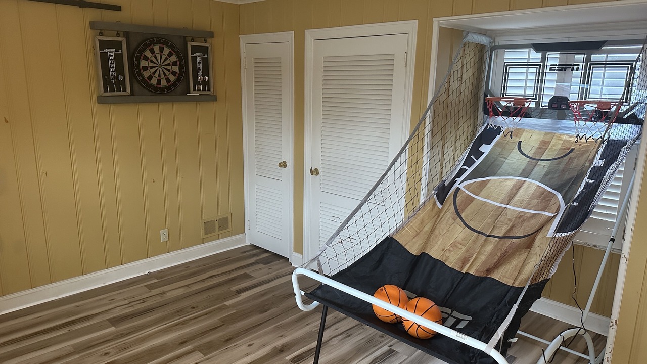 Photo of Others in Elmwood Park