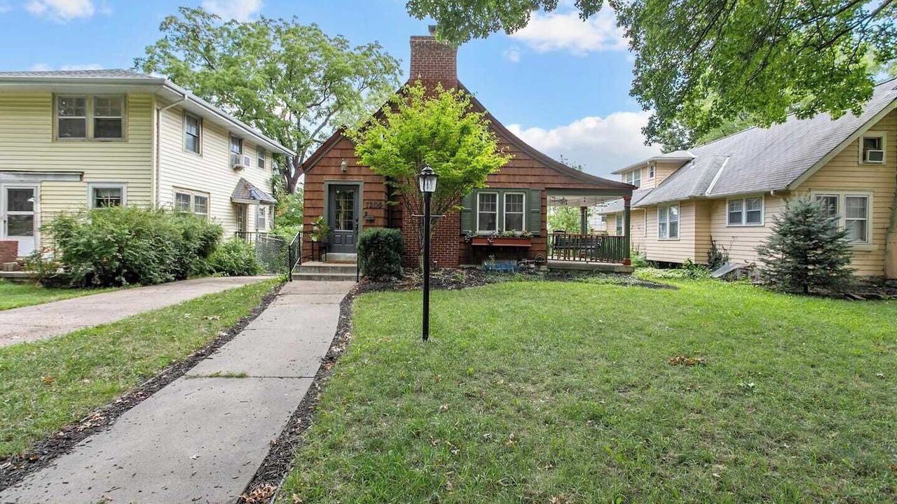 Photo of Outdoor in Ward Parkway