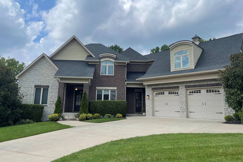 Photo of Others in Buechel