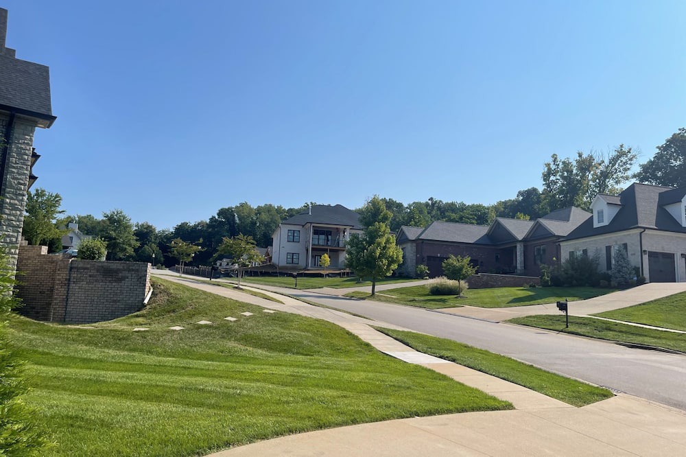 Photo of Others in Buechel