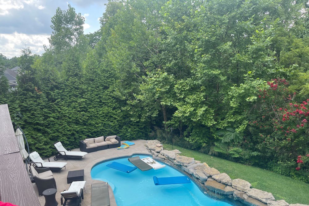 Photo of Outdoor in Buechel