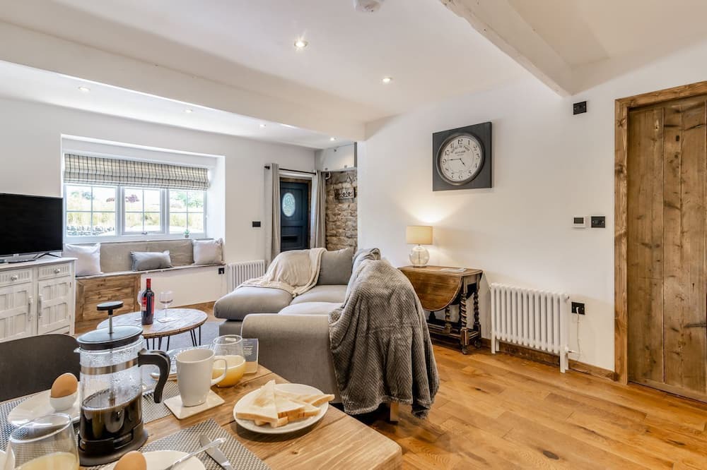 Photo of Others in Winewall