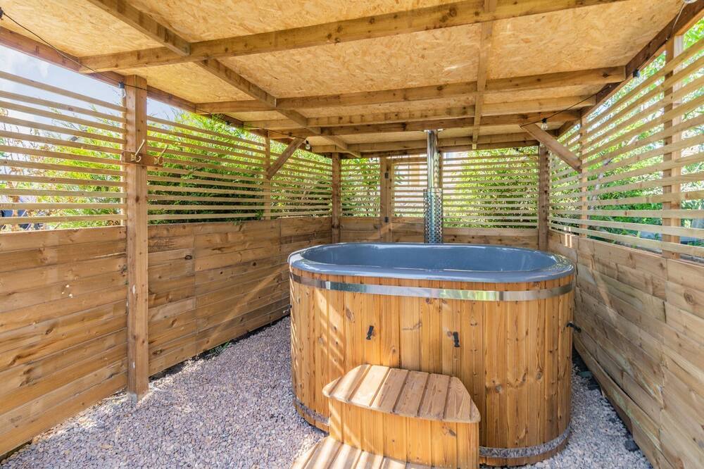 Photo of Others in Winewall