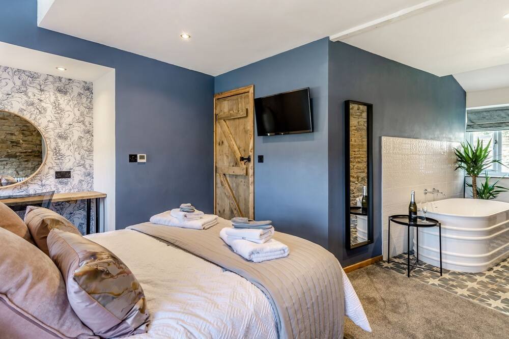 Photo of Bedroom in Winewall