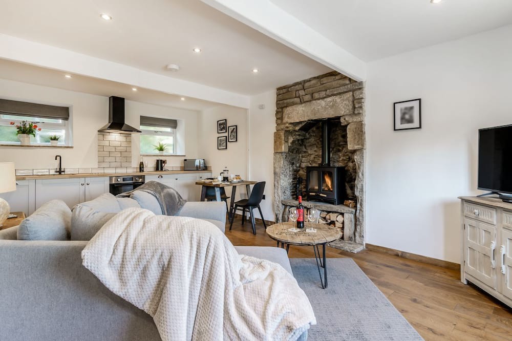 Photo of Livingroom in Winewall