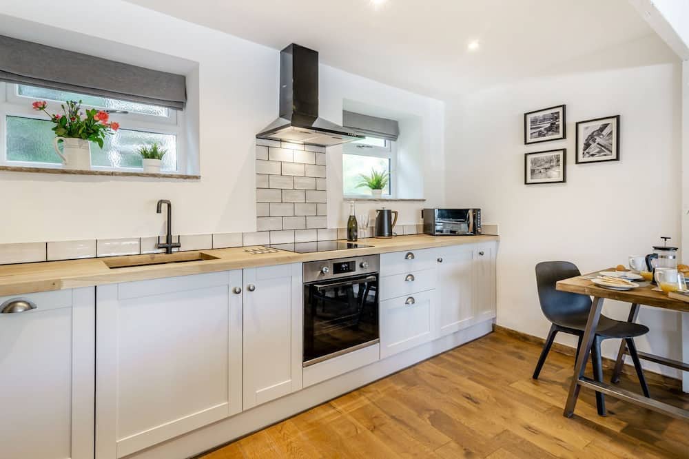 Photo of Kitchen in Winewall