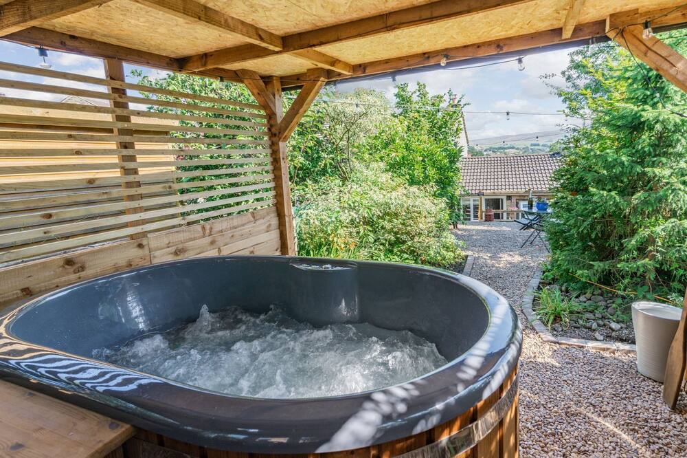 Photo of Others in Winewall