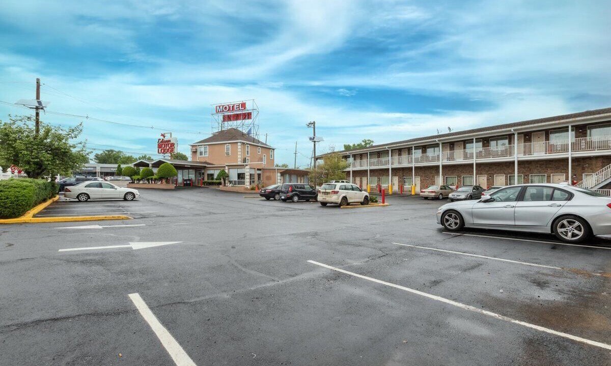 Photo of Outdoor in Edison