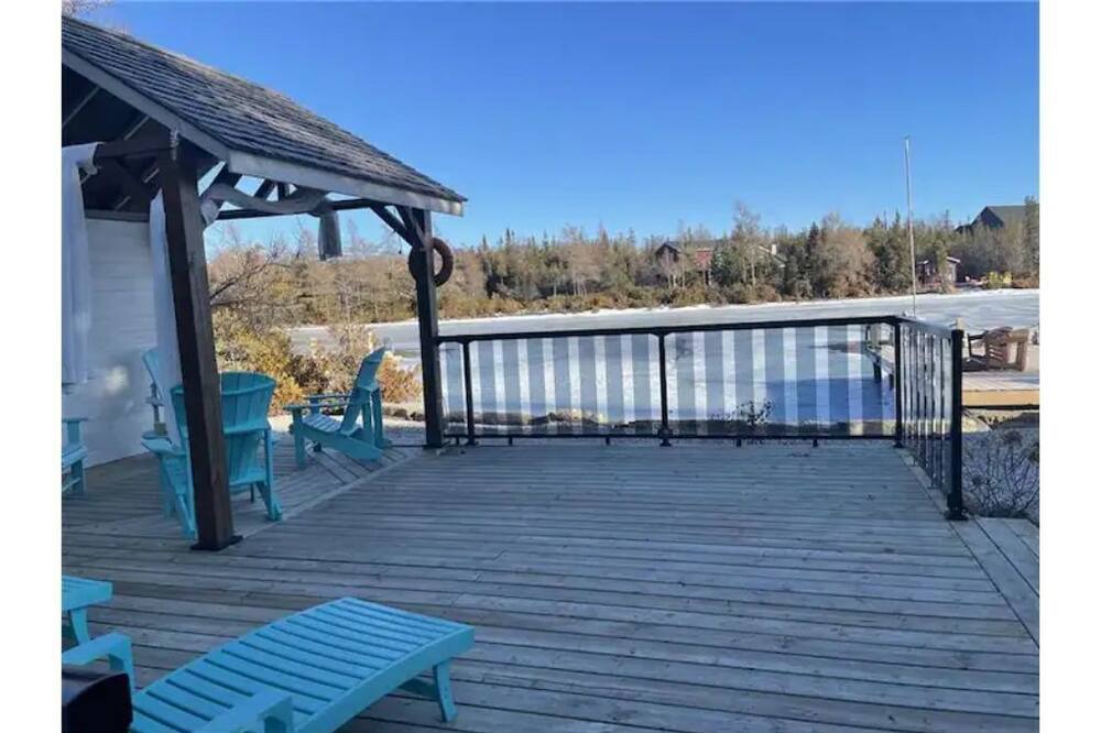 Photo of Patio Balcony in Northern Bruce Peninsula