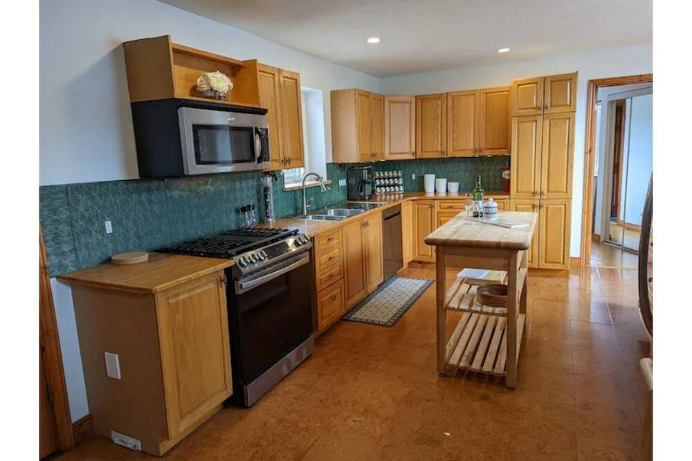 Photo of Kitchen in Northern Bruce Peninsula