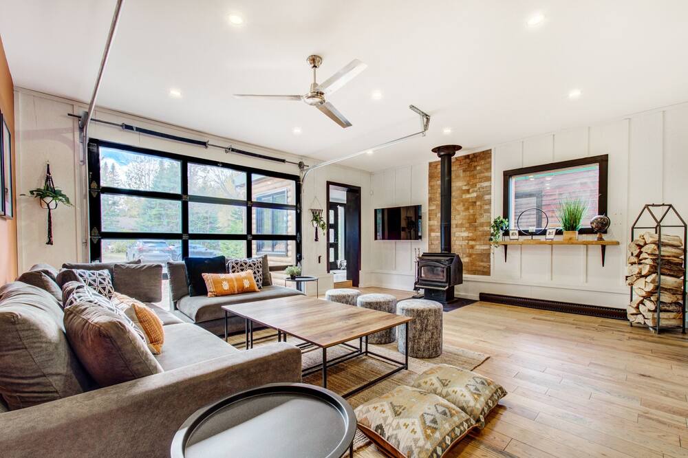 Photo of Livingroom in Saint Donat