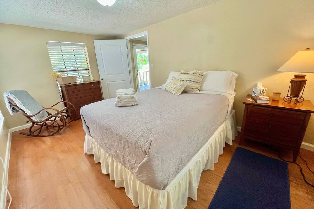 Photo of Bedroom in Willis