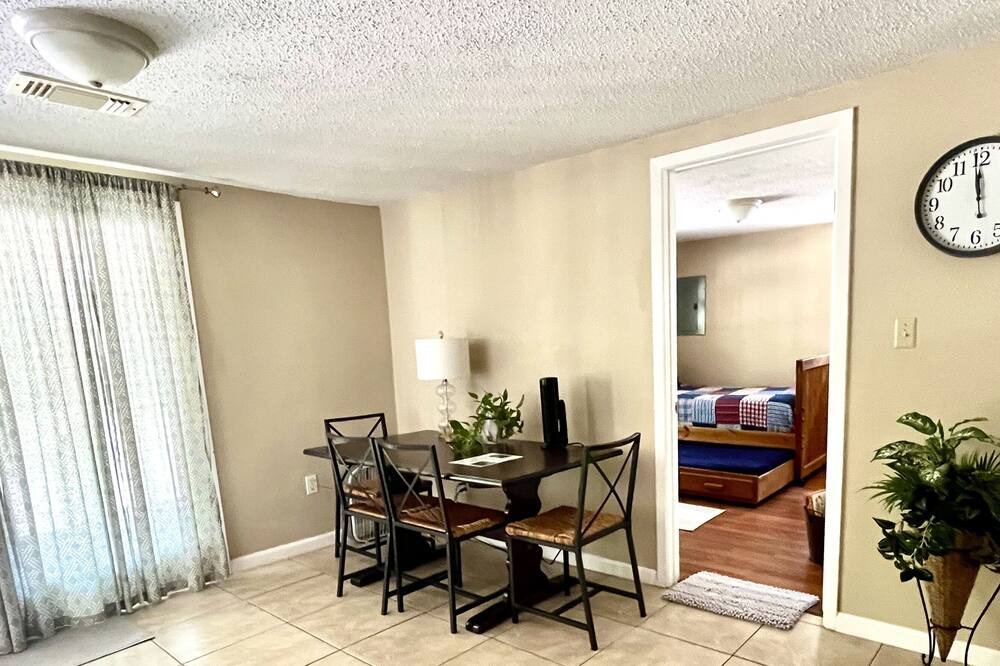 Photo of Bedroom in Willis