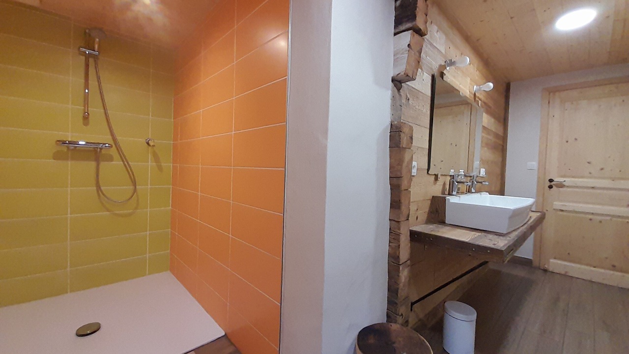 Photo of Others in Entremont