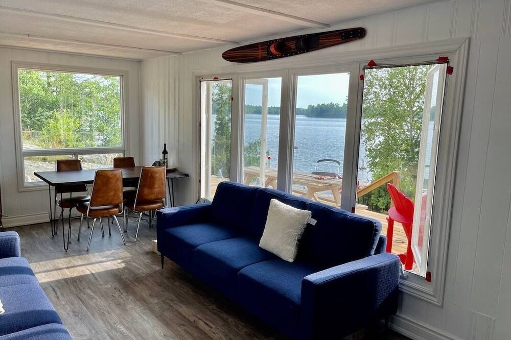 Photo of Livingroom in North Kawartha