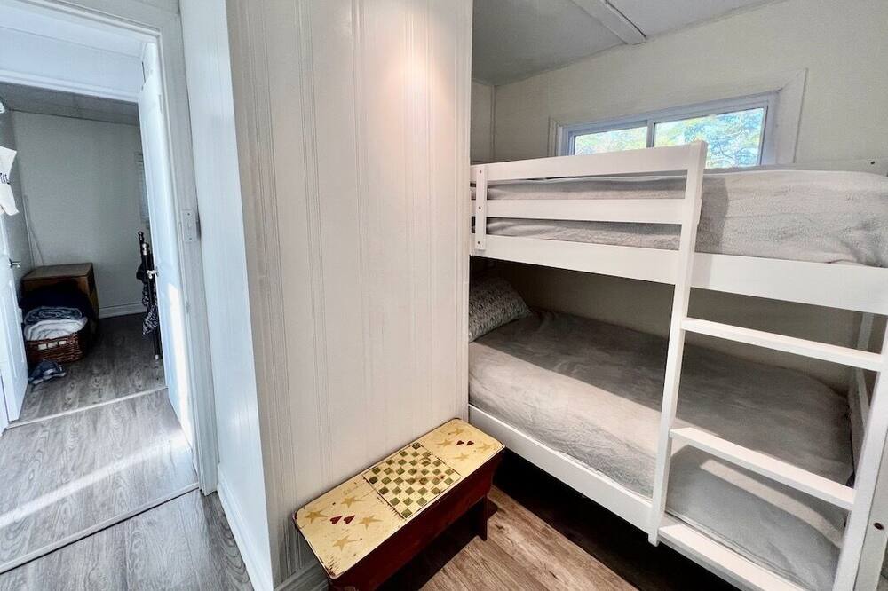 Photo of Bedroom in North Kawartha