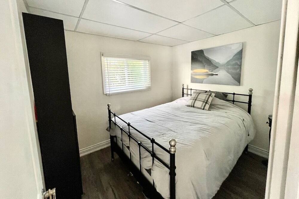 Photo of Bedroom in North Kawartha