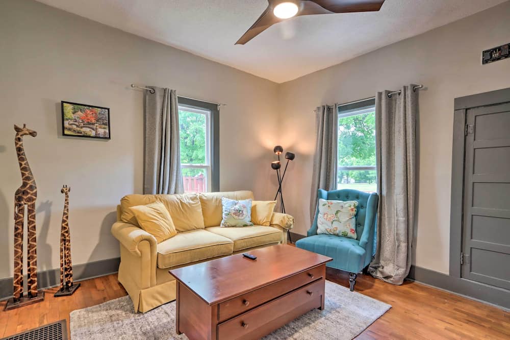 Photo of Bedroom in El Dorado Springs