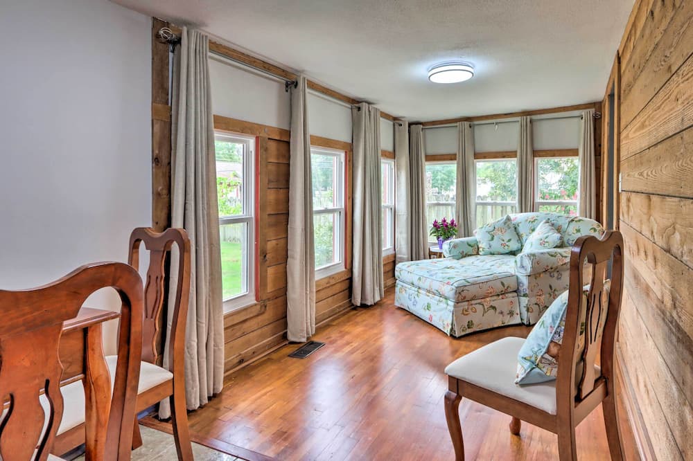 Photo of Livingroom in El Dorado Springs