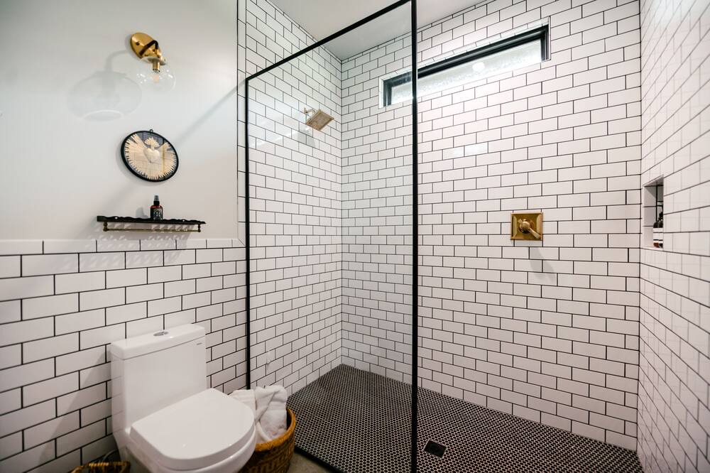 Photo of Bathroom in Carmine