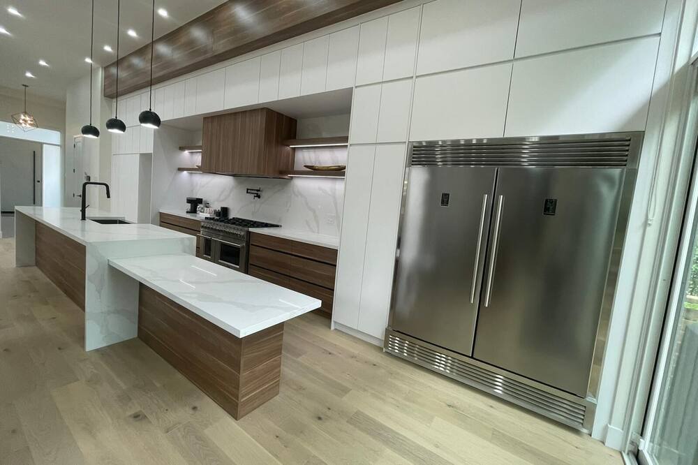 Photo of Kitchen in Birch Cliff