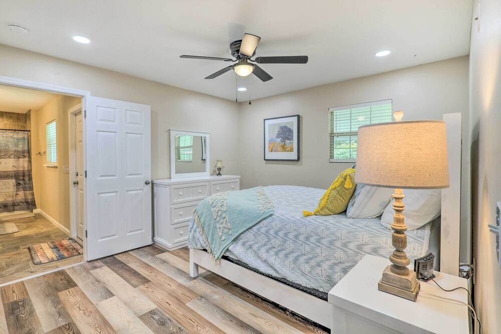 Photo of Bedroom in Fort White