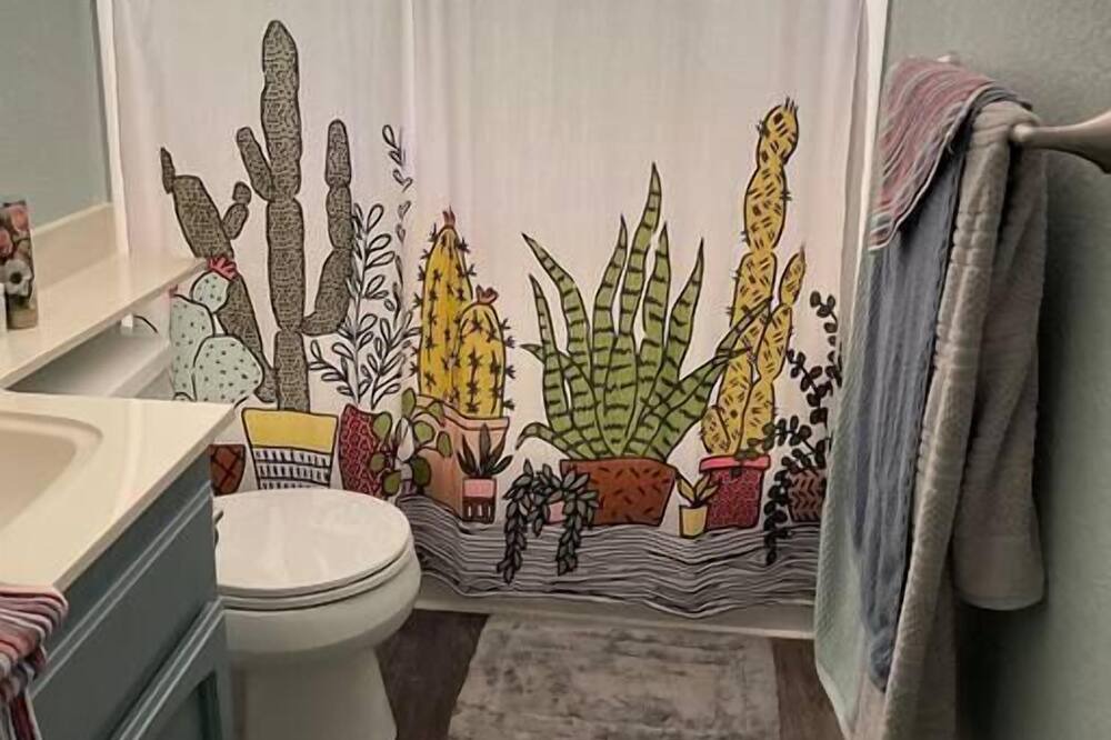 Photo of Bathroom in North Auburn