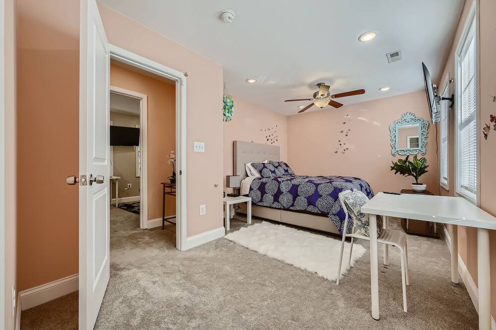Photo of Livingroom in Ellicott City
