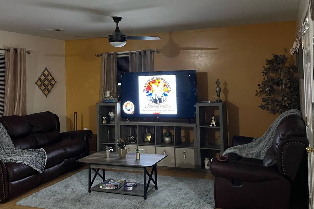 Photo of Livingroom in Schenectady