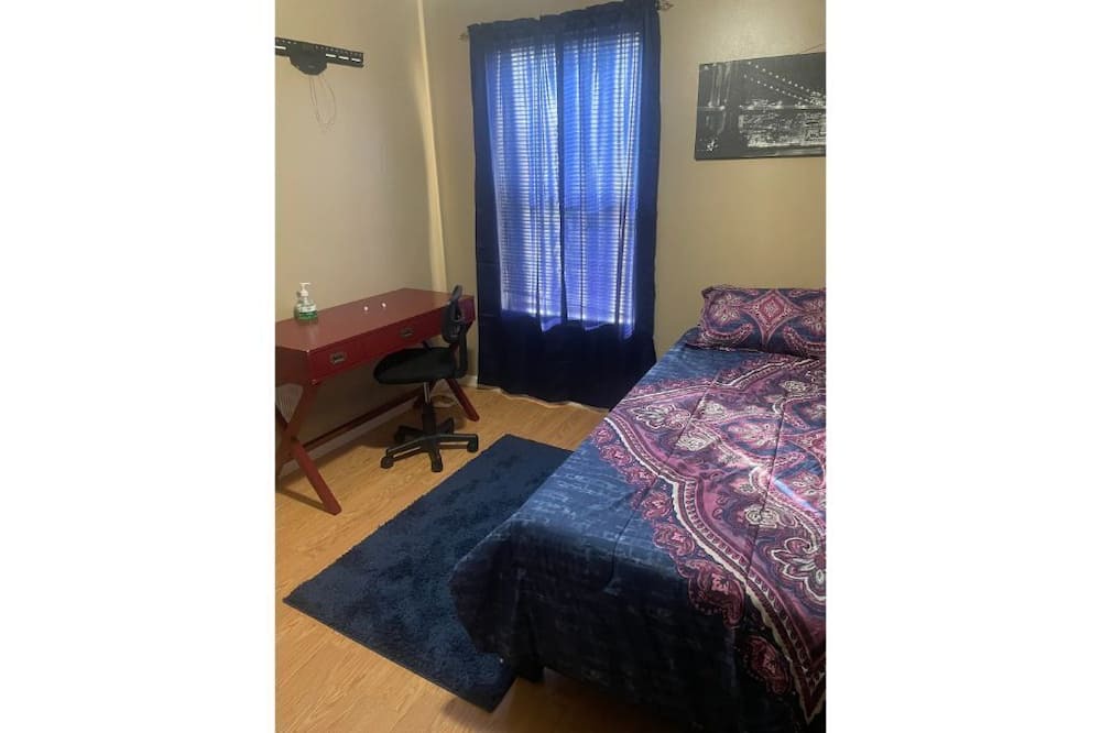 Photo of Bedroom in Schenectady