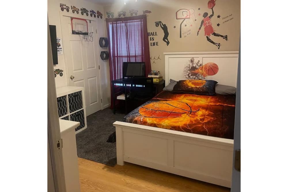 Photo of Bedroom in Schenectady