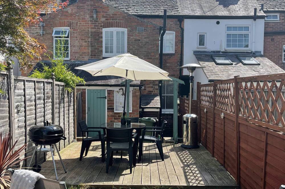 Photo of Others in Quorn