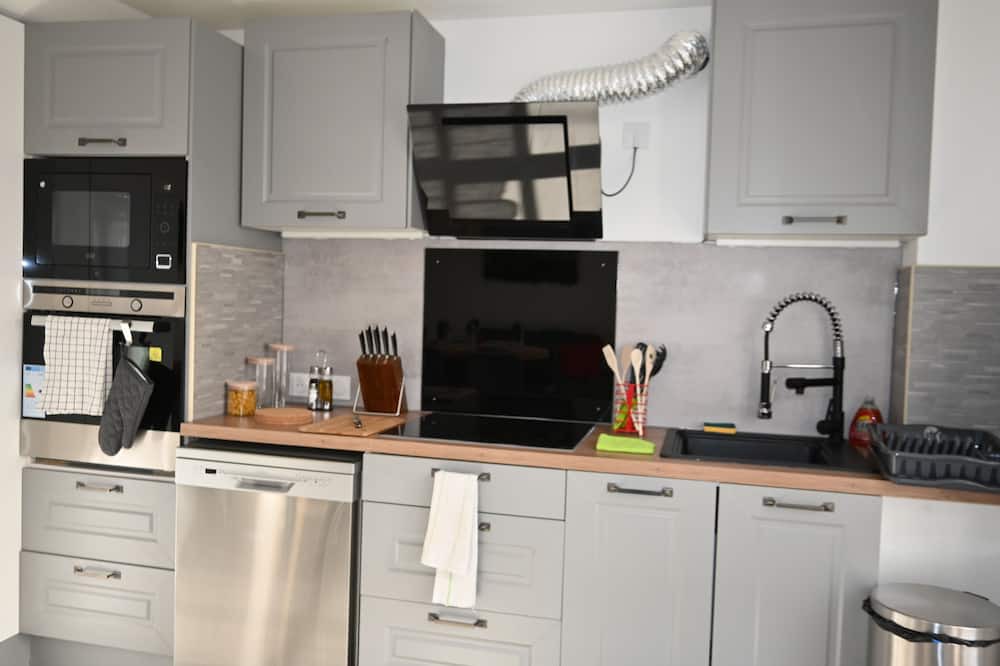 Photo of Kitchen in Villeneuve-sous-Dammartin