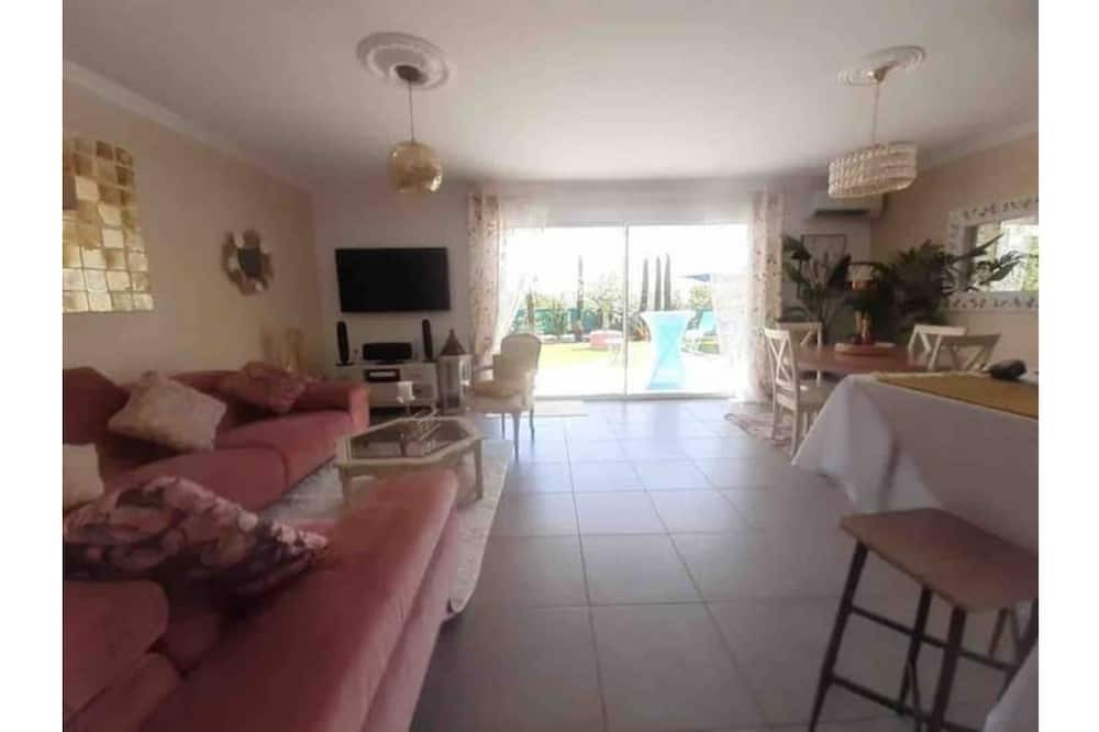 Photo of Livingroom in Genissieux